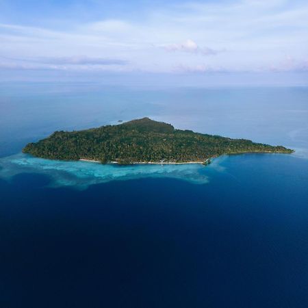 Reconnect - Private Island Resort & Dive Center Togean - Buka Buka Island Ampana ภายนอก รูปภาพ