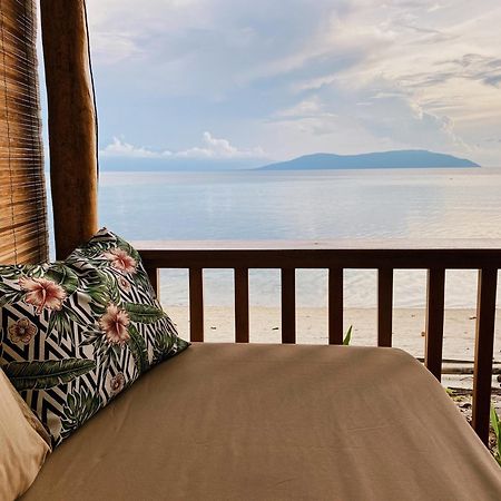 Reconnect - Private Island Resort & Dive Center Togean - Buka Buka Island Ampana ภายนอก รูปภาพ