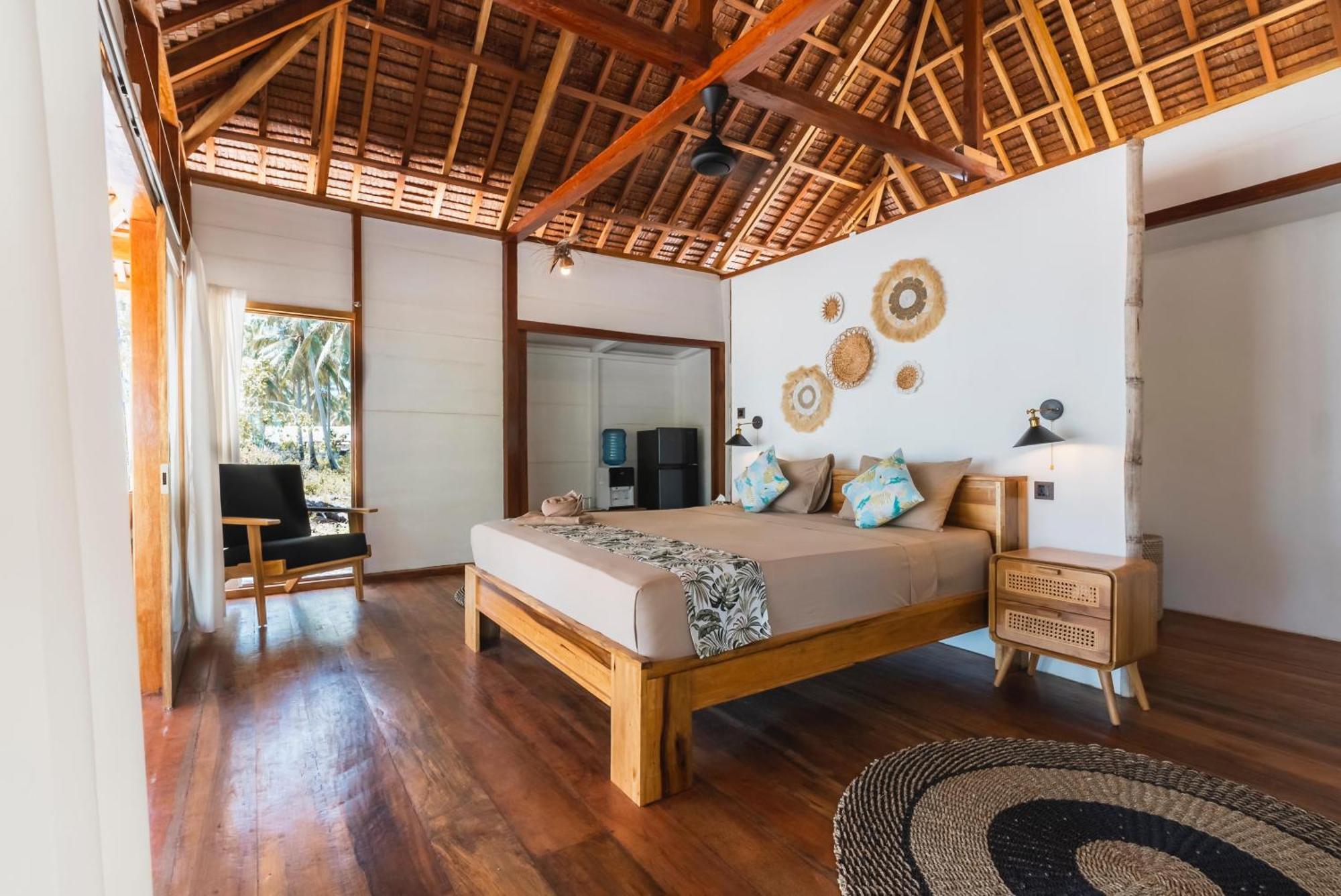 Reconnect - Private Island Resort & Dive Center Togean - Buka Buka Island Ampana ภายนอก รูปภาพ
